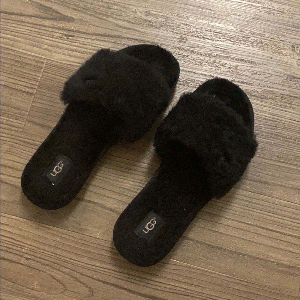 Ugg slippers